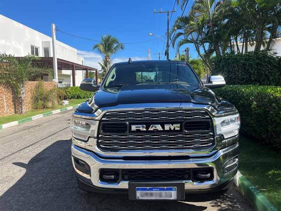 Carro 6.7 I6 TURBO DIESEL LARAMIE CD 4X4 AUTOMÁTICO