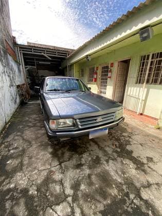 Carro 1.8 GHIA 8V ÁLCOOL 4P MANUAL