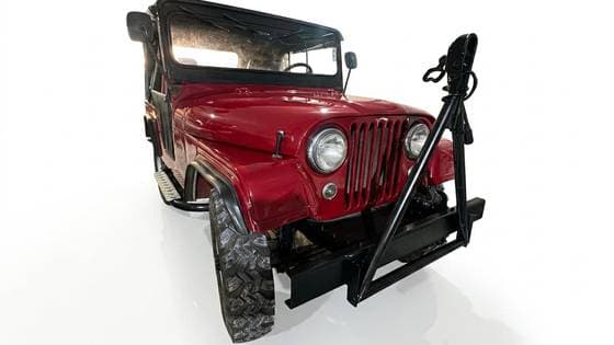 Carro CJ-5