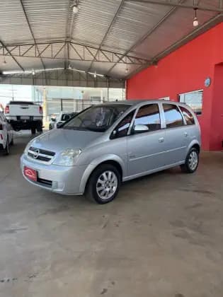 Carro 1.8 MPFI MAXX 8V FLEX 4P MANUAL