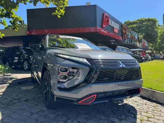 Carro 1.5 MIVEC TURBO GASOLINA HPE BLACK CVT