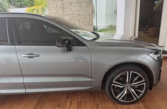 Carro 2.0 T8 HYBRID R-DESIGN AWD GEARTRONIC