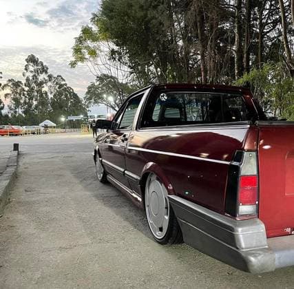 Carro 1.8 CL CS 8V ÁLCOOL 2P MANUAL