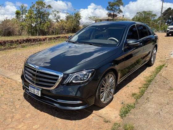 Carro 4.0 V8 TURBO GASOLINA L 9G-TRONIC