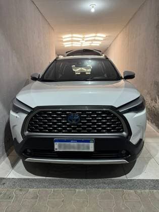 Carro 1.8 VVT-I HYBRID FLEX XRX CVT