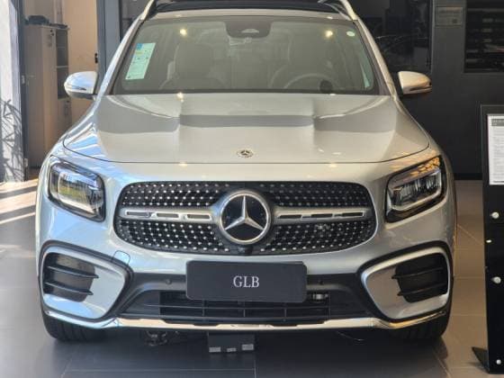 Carro 2.0 MHEV AMG LINE 4MATIC 8G-DCT
