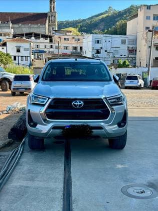 Carro 2.8 D-4D TURBO DIESEL CD SRX 4X4 AUTOMÁTICO