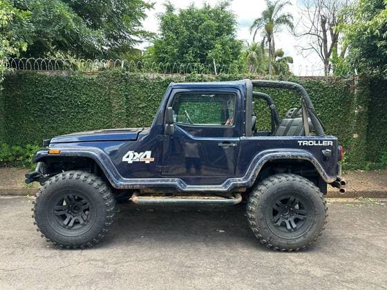 Carro 2.0 SPORT 4X4 TETO DE LONA GASOLINA 2P MANUAL