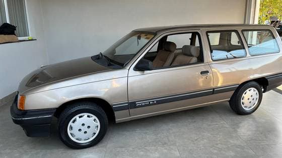 Carro 1.8 SL/E 8V ÁLCOOL 2P MANUAL