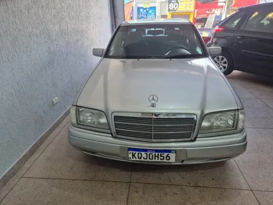Carro 1.8 16V GASOLINA 4P MANUAL