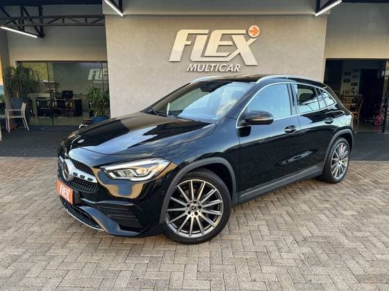 Carro 1.3 GCI GASOLINA AMG LINE 7G-DCT