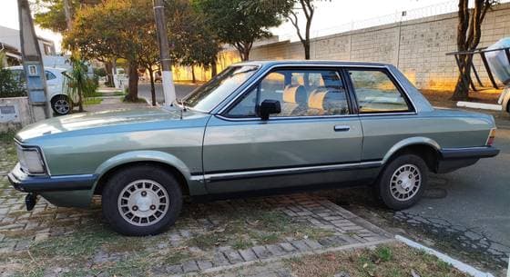 Carro 1.6 OURO 8V ÁLCOOL 2P MANUAL