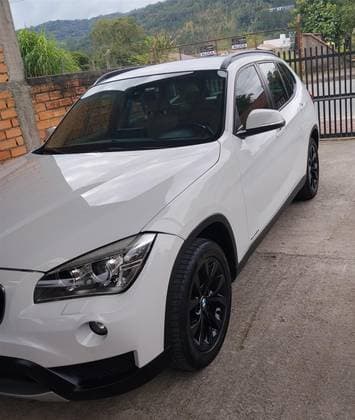 Carro 2.0 16V GASOLINA SDRIVE18I 4P AUTOMÁTICO