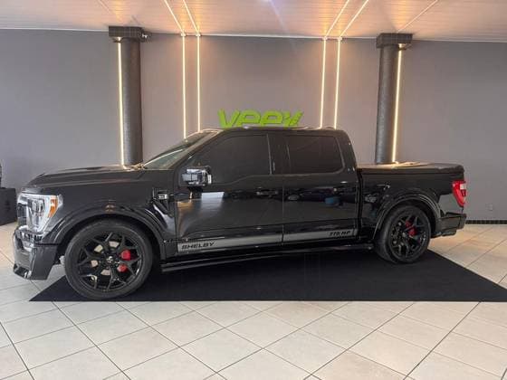 Carro 5.0 V8 SHELBY SUPER SNAKE 4WD SELECTSHIFT