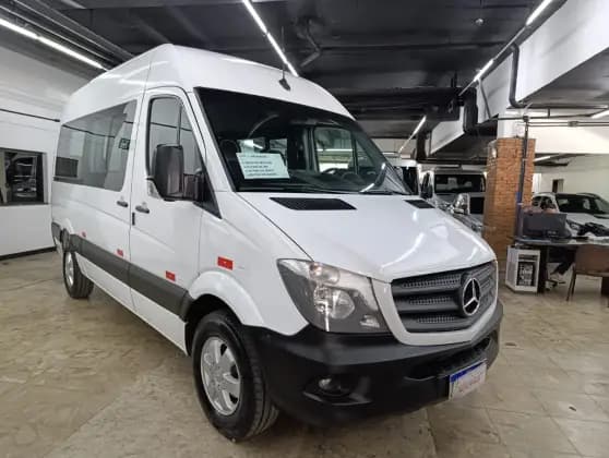 Carro 2.2 CDI DIESEL VAN 415 TA LONGO 16L MANUAL