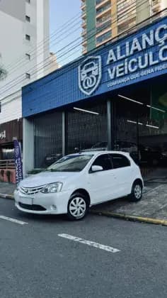 Carro 1.5 XS 16V FLEX 4P AUTOMÁTICO