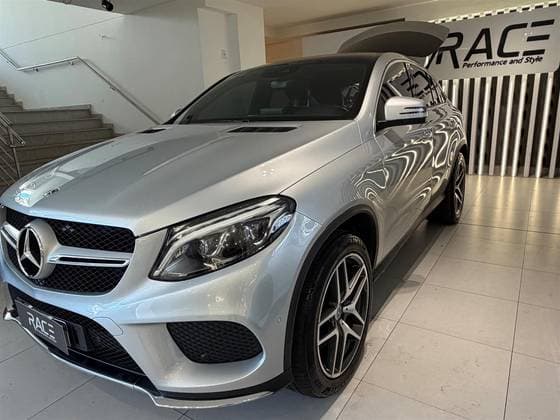 Carro 3.0 V6 GASOLINA HIGHWAY COUPÉ 4MATIC 9G-TRONIC