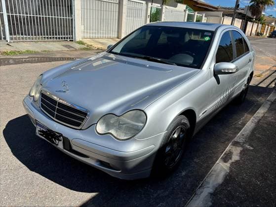 Carro 1.8 CLASSIC PLUS GASOLINA 4P AUTOMÁTICO