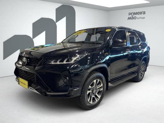 Carro 2.8 D-4D TURBO DIESEL DIAMOND 7L 4X4 AUTOMÁTICO