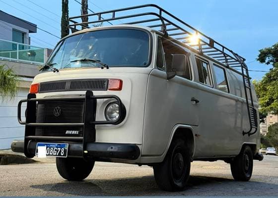 Carro 1.6 FURGÃO 8V DIESEL 3P MANUAL