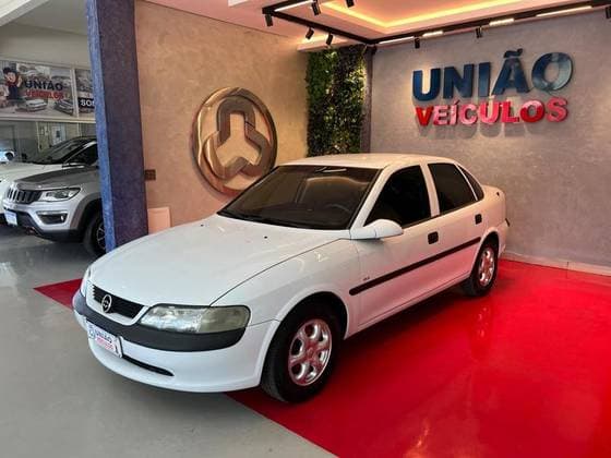 Carro 2.0 MPFI CD 8V GASOLINA 4P MANUAL