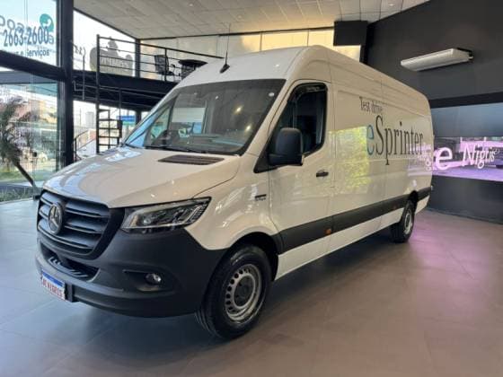 Carro 81 KW ELÉTRICO FURGÃO 320 STREET EXTRA LONGO AUTOMÁTICO