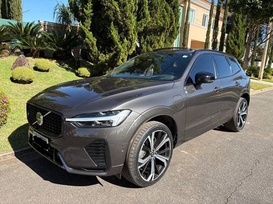 Carro 2.0 T8 RECHARGE ULTIMATE DARK AWD GEARTRONIC