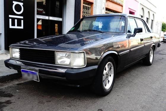 Carro 2.5 COMODORO 8V ÁLCOOL 4P MANUAL