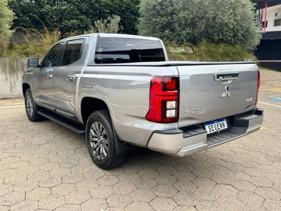 Carro 2.4 16V TURBO DIESEL SPORT HPE CD 4P 4X4 AUTOMÁTICO