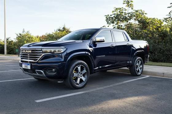 Carro 2.0 HURRICANE 4 TURBO GASOLINA LARAMIE 4X4 AUTOMÁTICO