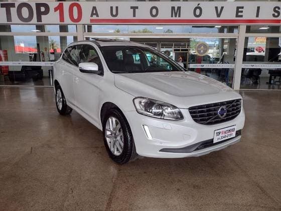 Carro 2.4 D5 MOMENTUM DIESEL AWD 4P AUTOMÁTICO
