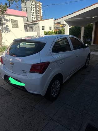 Carro 1.0 MPFI LT 8V FLEX 4P MANUAL