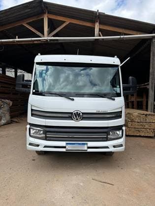 Carro 2.8 TURBO DIESEL CHASSI 4X2 MANUAL