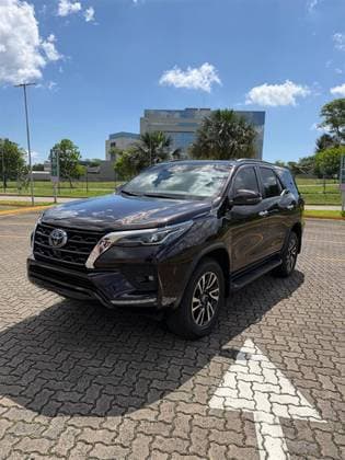 Carro 2.8 D-4D TURBO DIESEL SRX 7L 4X4 AUTOMÁTICO