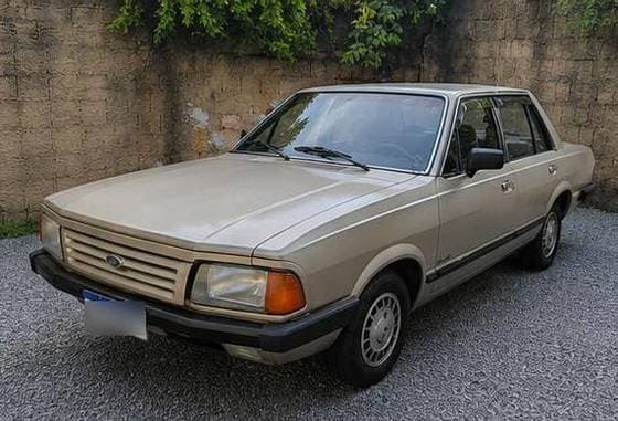 Carro 1.6 L 8V ÁLCOOL 4P MANUAL
