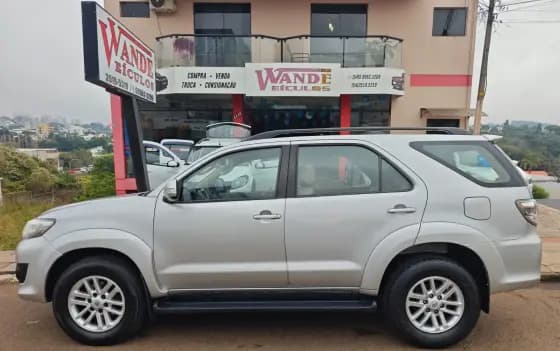 Carro 2.7 SR 4X2 16V FLEX 4P AUTOMÁTICO