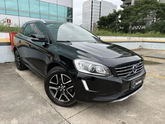 Carro 2.4 D5 MOMENTUM DIESEL AWD 4P AUTOMÁTICO