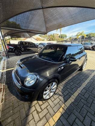 Carro 1.6 S 16V TURBO GASOLINA 2P AUTOMÁTICO