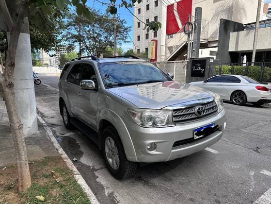 Carro 4.0 SRV 4X4 V6 24V GASOLINA 4P AUTOMÁTICO