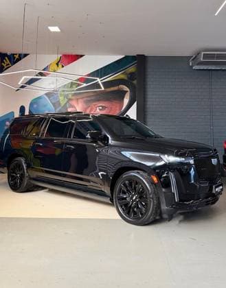 Carro 6.2 V8 GASOLINA ESV PREMIUM LUXURY 4WD AUTOMÁTICO