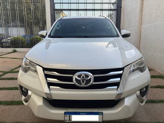 Carro 2.8 SRX 4X4 16V TURBO INTERCOOLER DIESEL 4P AUTOMÁTICO