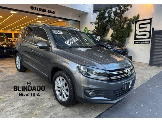 Carro 2.0 TSI 16V TURBO GASOLINA 4P TIPTRONIC