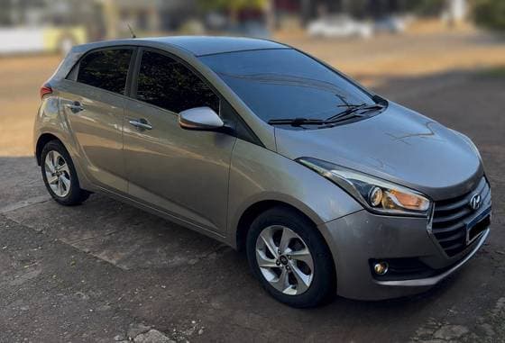 Carro 1.6 PREMIUM 16V FLEX 4P AUTOMÁTICO