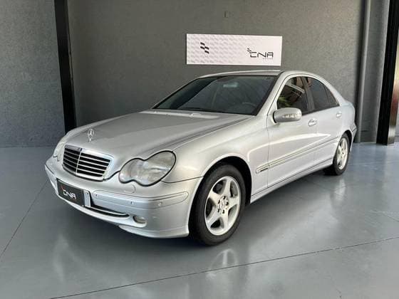 Carro 3.2 AVANTGARDE V6 GASOLINA 4P AUTOMÁTICO