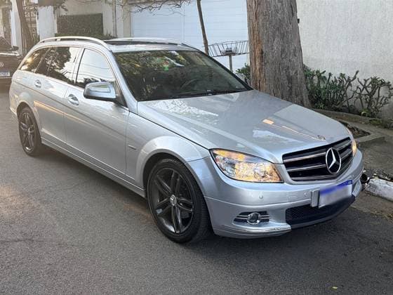 Carro 1.8 AVANTGARDE TOURING KOMPRESSOR 16V GASOLINA 4P AUTOMÁTICO