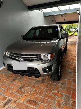 Carro 3.2 GLS 4X4 CD 16V TURBO INTERCOLER DIESEL 4P MANUAL