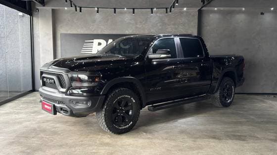 Carro 5.7 V8 GASOLINA REBEL CD 4X4 AUTOMÁTICO