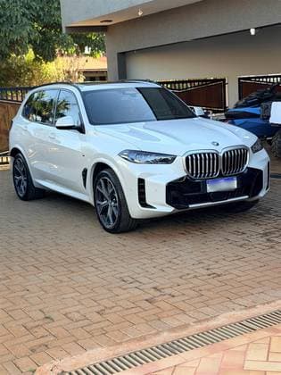 Carro 3.0 I6 TURBO HÍBRIDO XDRIVE50E M SPORT AUTOMÁTICO