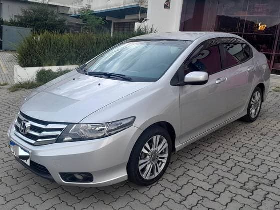 Carro 1.5 LX 16V FLEX 4P AUTOMÁTICO