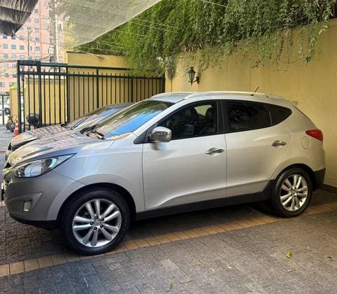 Carro 2.0 MPFI GLS 4X4 16V GASOLINA 4P AUTOMÁTICO